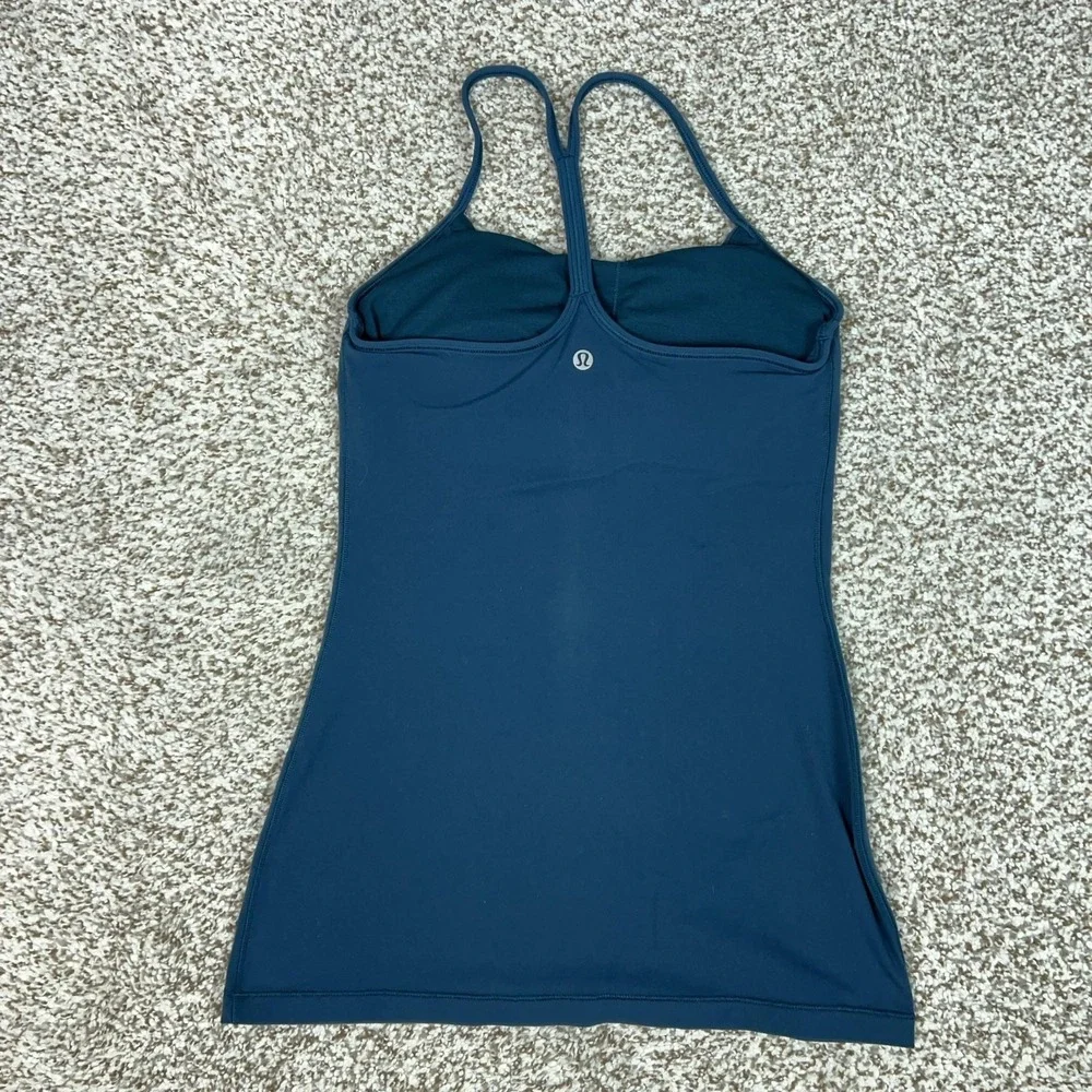 Lululemon Tank Top Womens 8 Blue Scoop Neck Camisole Built In Bra Yoga Gym Sport